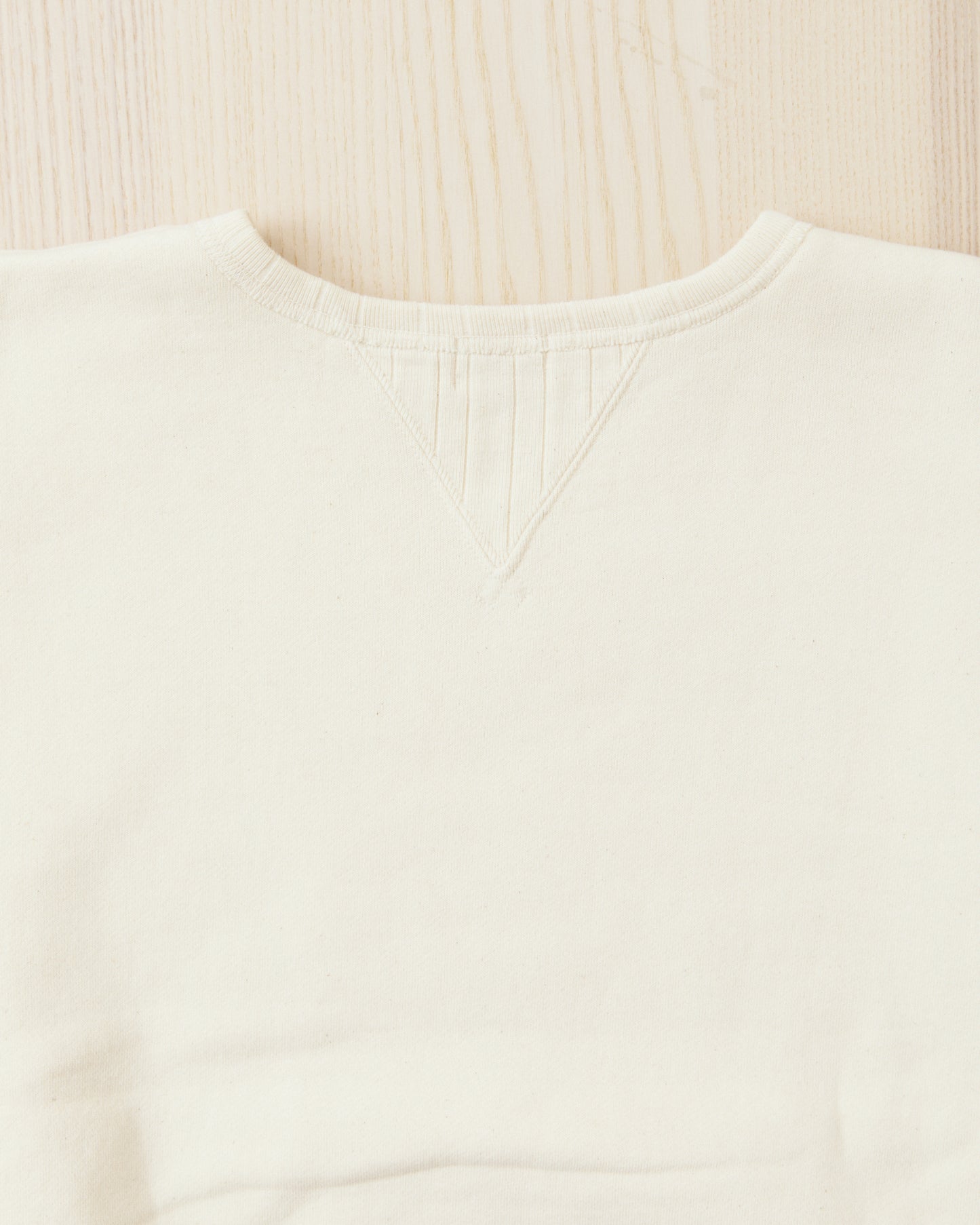 Bryceland's Crewneck Sweatshirt Ecru