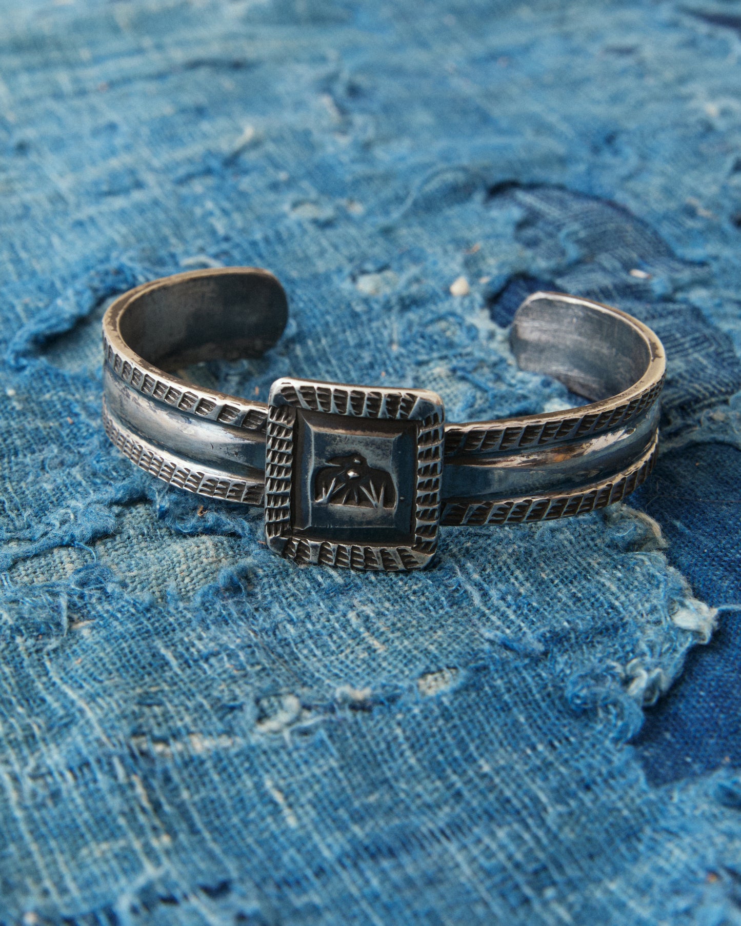 Tenable Crafts TC269 Sterling Silver Framed Thunderbird Bracelet
