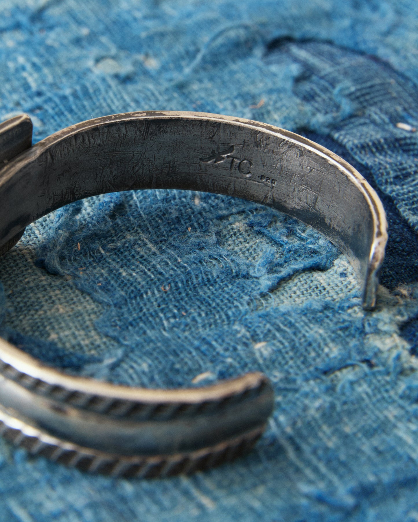 Tenable Crafts TC269 Sterling Silver Framed Thunderbird Bracelet