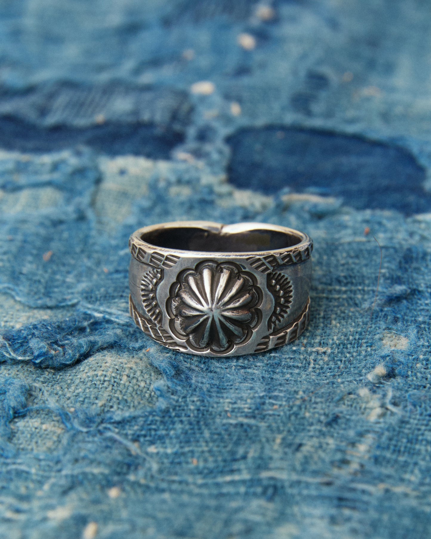 Tenable Crafts TC262 Concho Silver Ring Size US 10,5