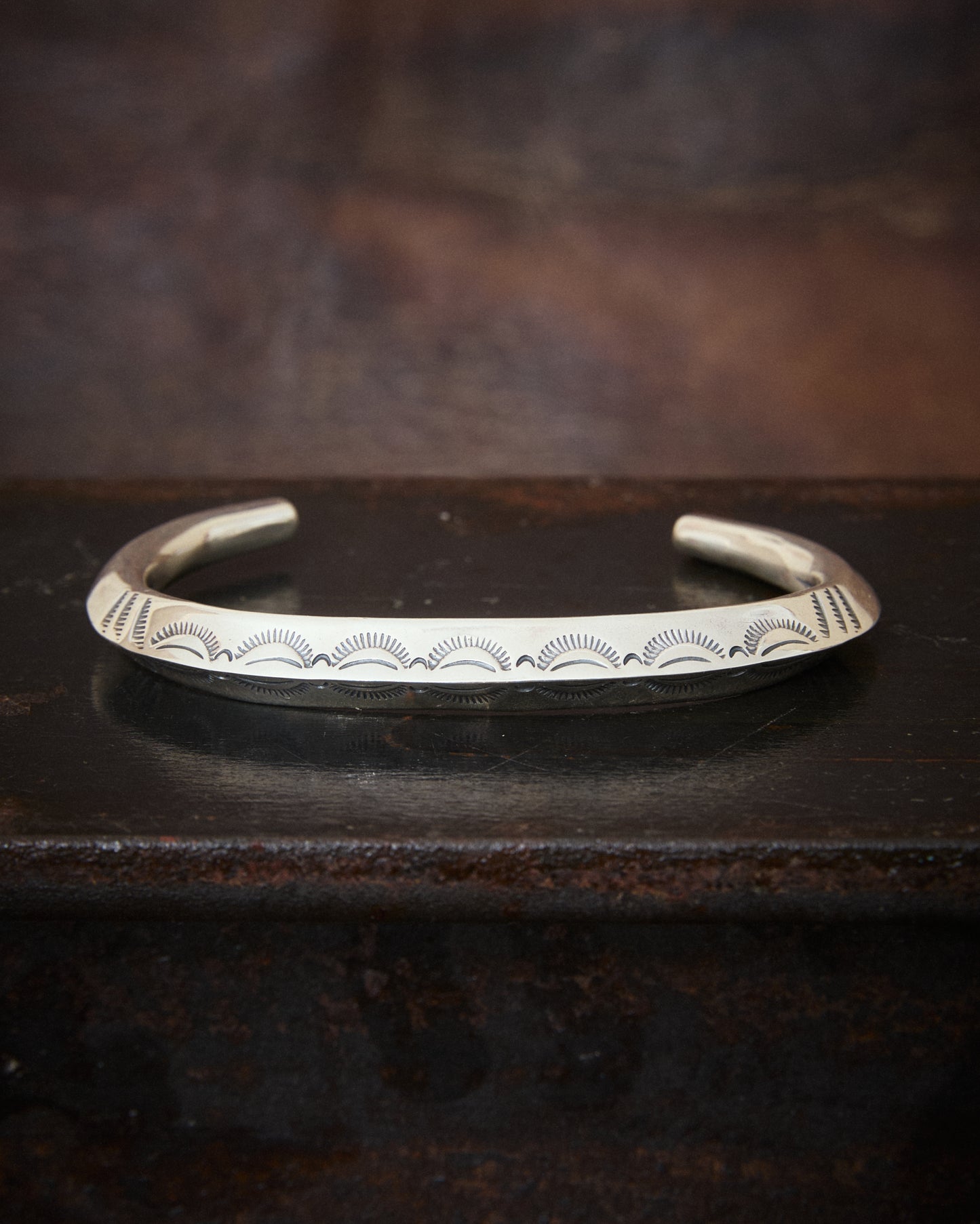 Larry Smith Shape Horn Bracelet Leaf BR-0083