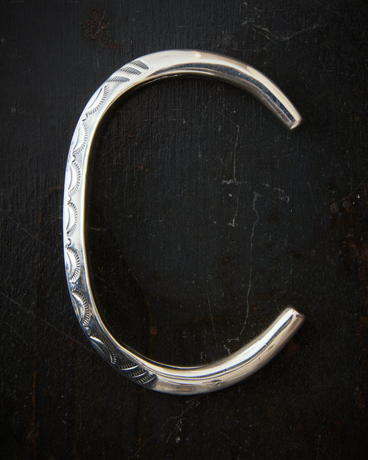 Larry Smith Shape Horn Bracelet Leaf BR-0083