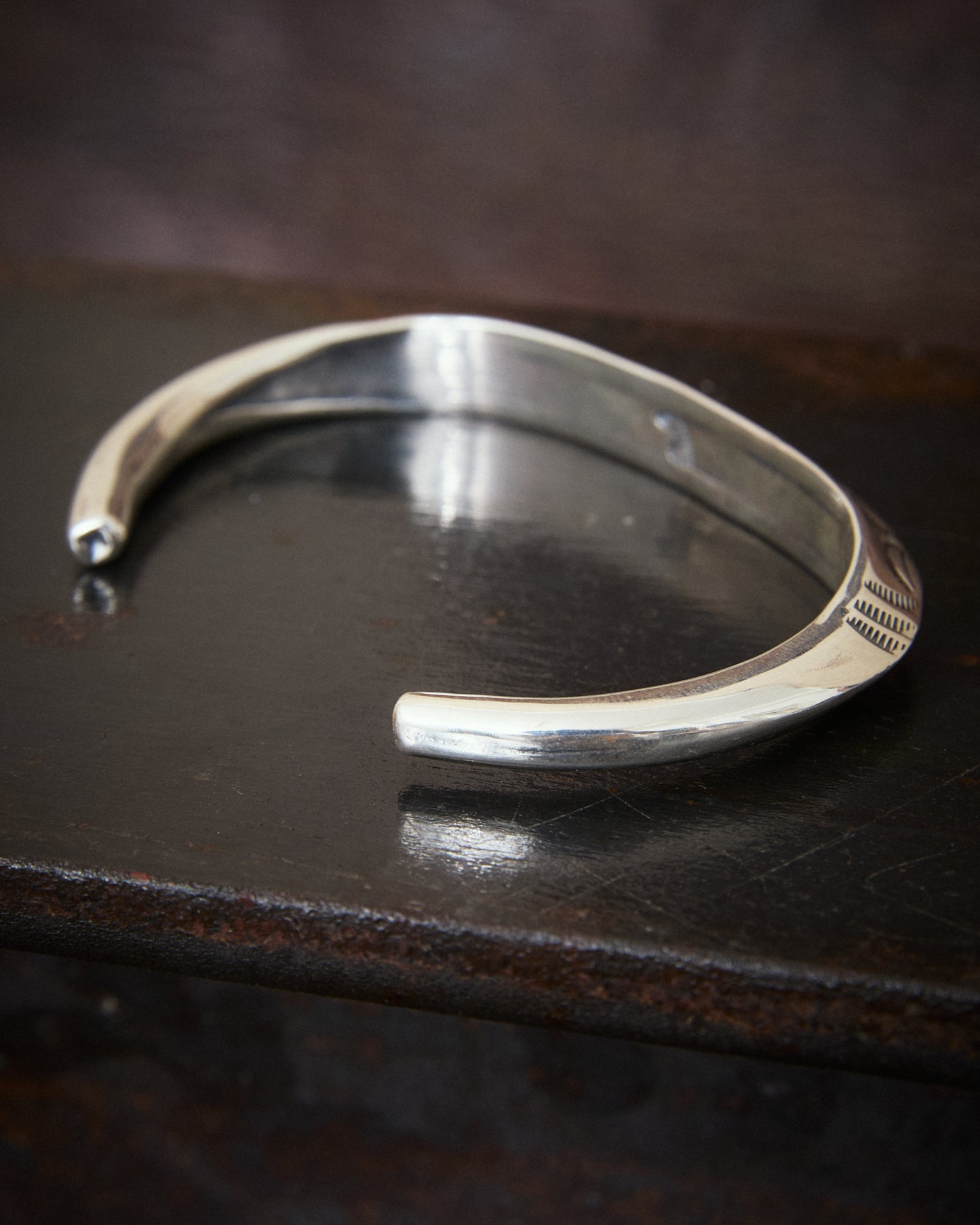 Larry Smith Shape Horn Bracelet Leaf BR-0083