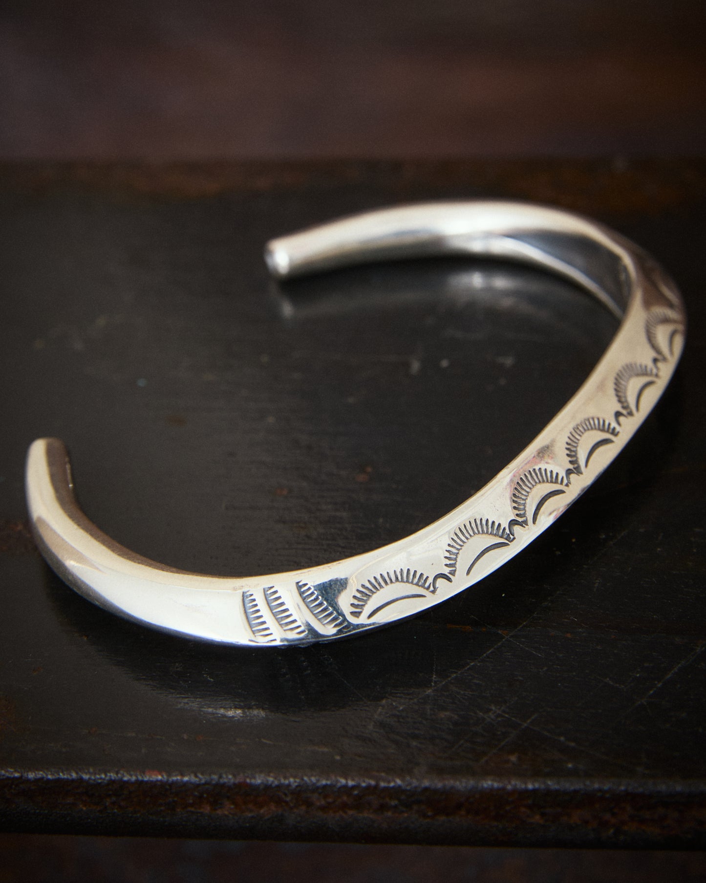 Larry Smith Shape Horn Bracelet Leaf BR-0083