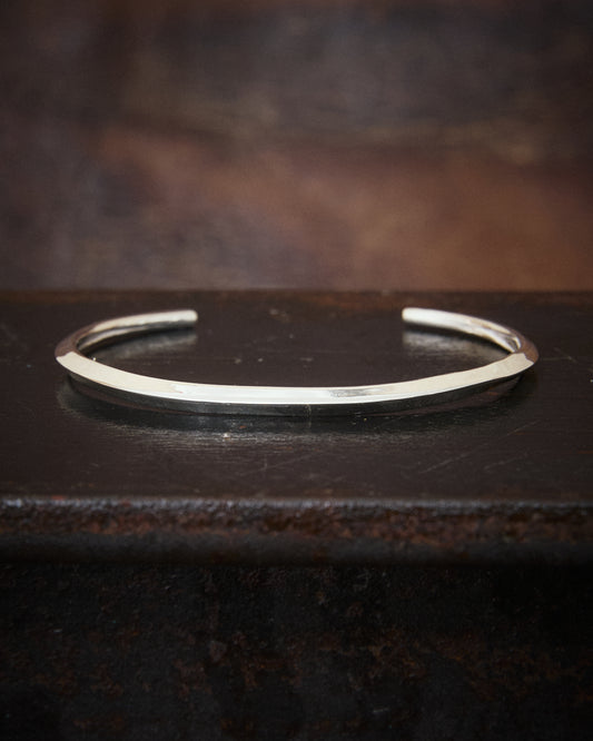Larry Smith Extra Thin Triangle Bracelet Plain BR-0218