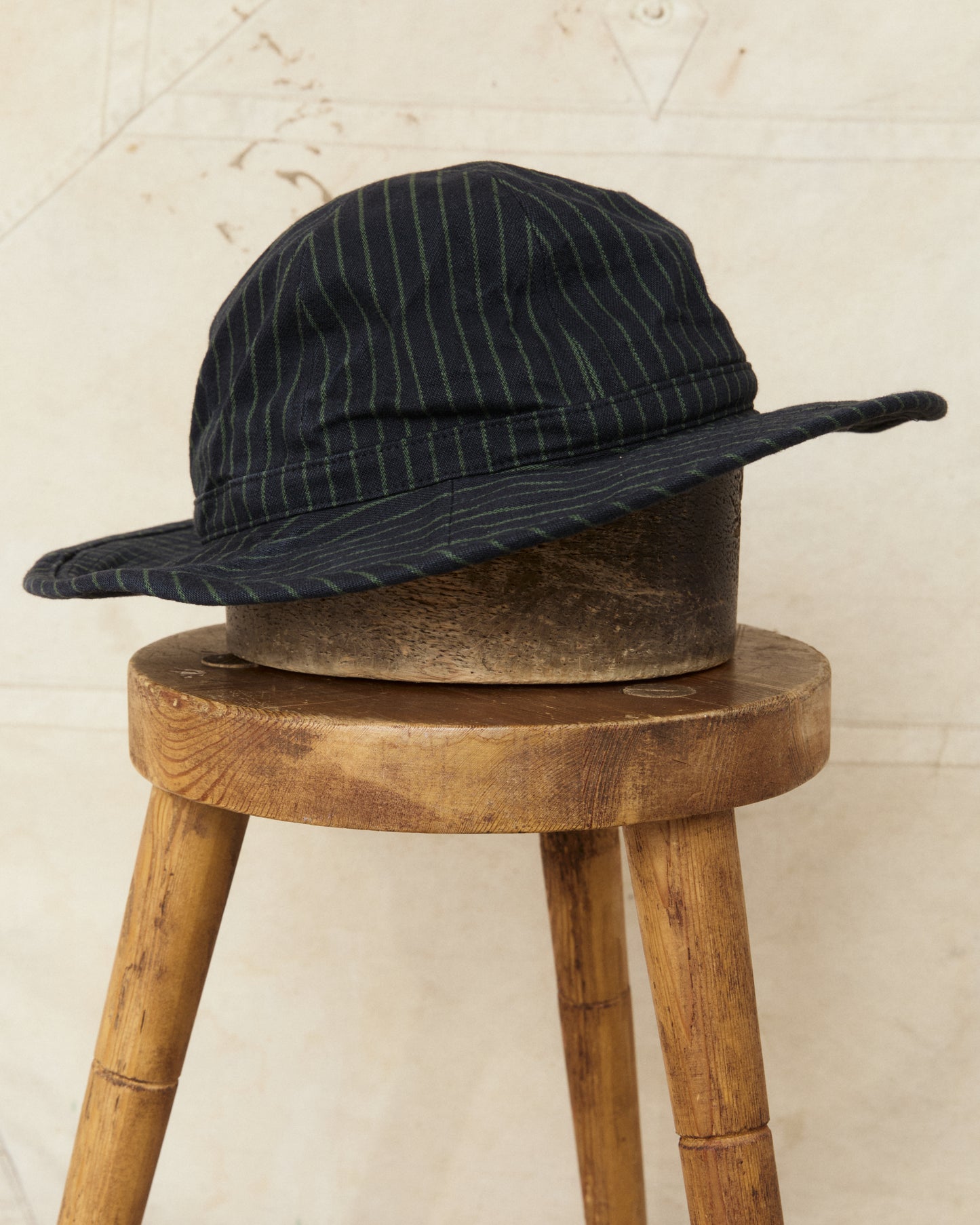 Indigofera Haisy Mae Hat Viridecent Stripe Black/Green