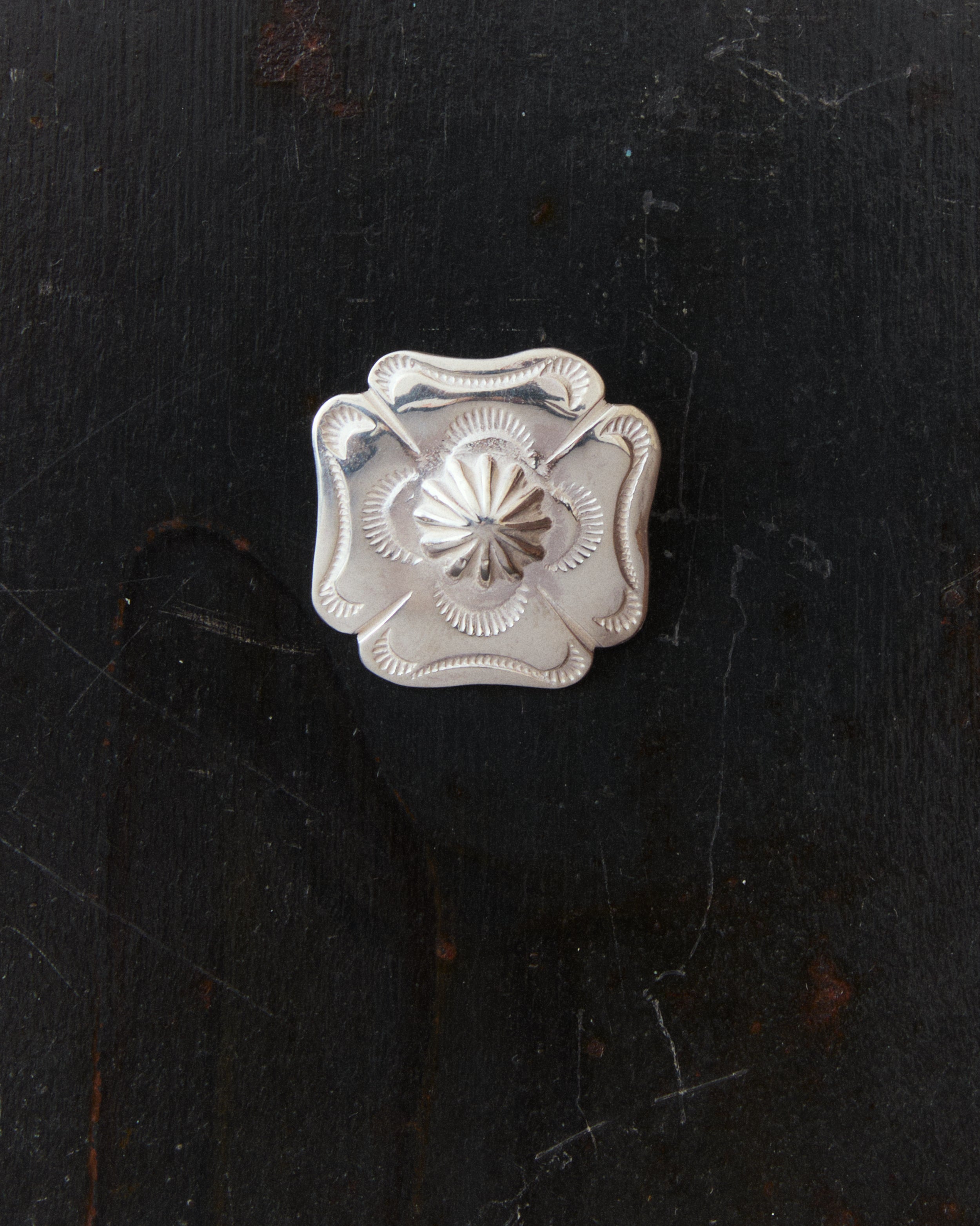 Larry Smith Clover Shell Concho Button OT-C0055 – Second Sunrise