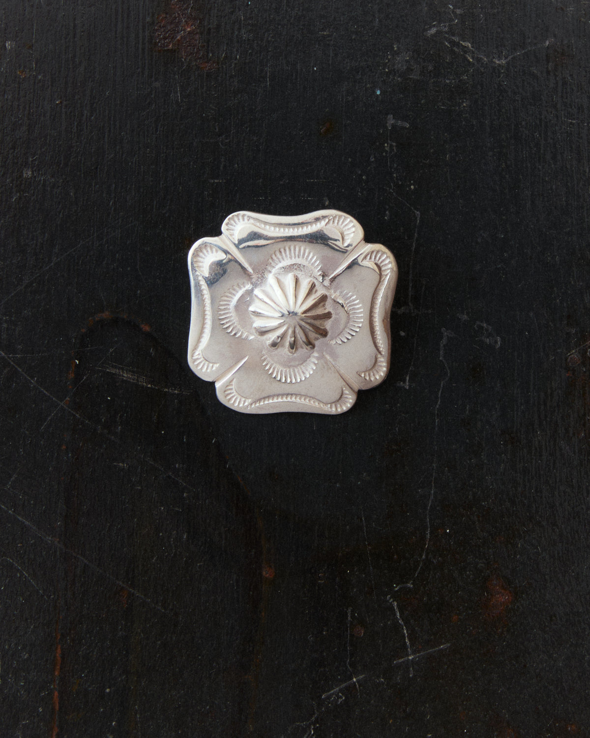 Larry Smith Clover Shell Concho Button OT-C0055