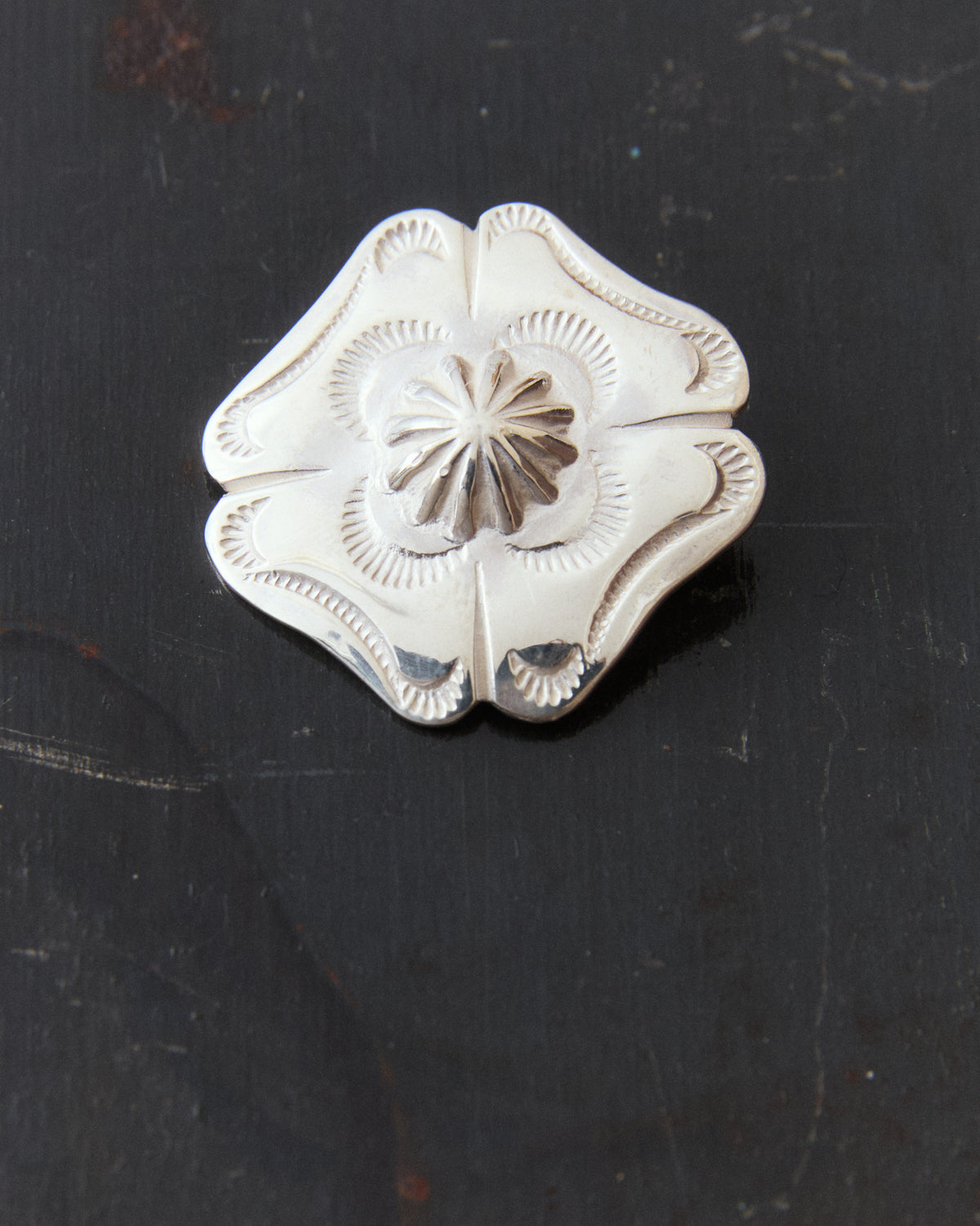 Larry Smith Clover Shell Concho Button OT-C0055