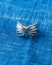 Larry Smith Silver Butterfly Scarf Ring OT-0111