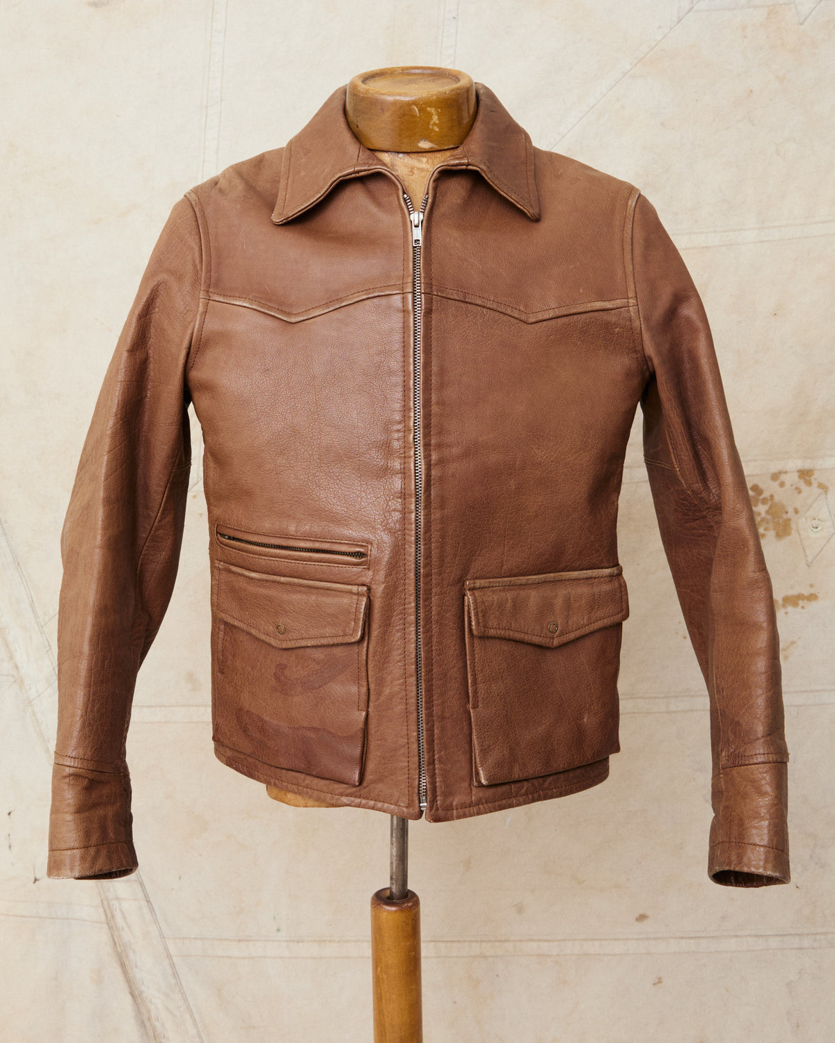 Second Hand Levi's Vintage Clothing LVC 1940's Halfbelt Leather Jacket Size S (XS)