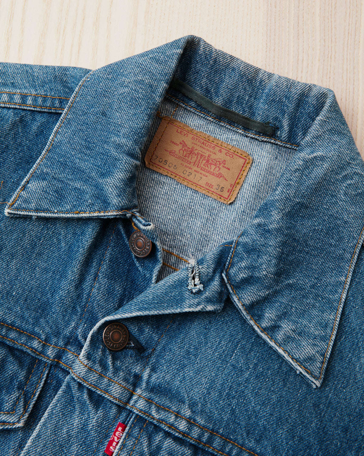 Vintage Levi's 705055 0217 Made in USA Denim Jacket Size 36 No. 3
