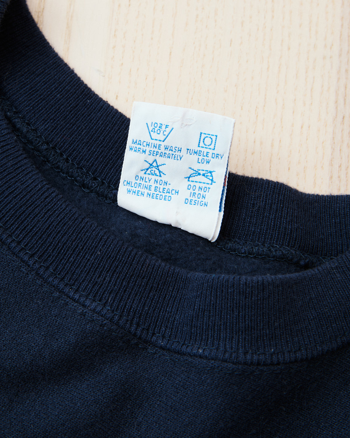 Vintage 90's Champion Reverse Weave Vail Sweatshirt Navy L