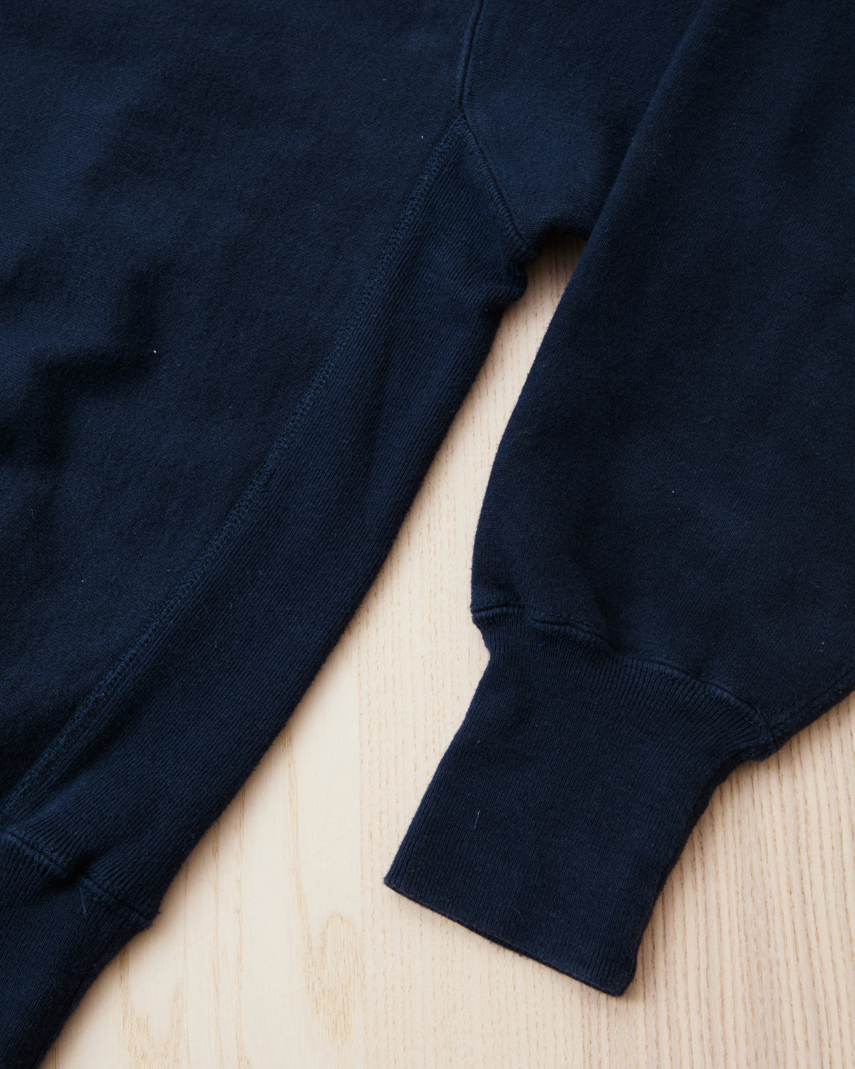 Vintage 90's Champion Reverse Weave Vail Sweatshirt Navy L