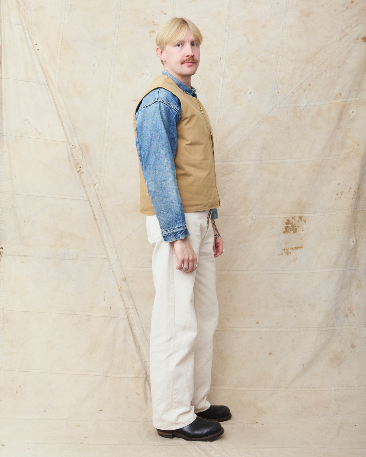 Indigofera Tectonic Lined Vest Beige