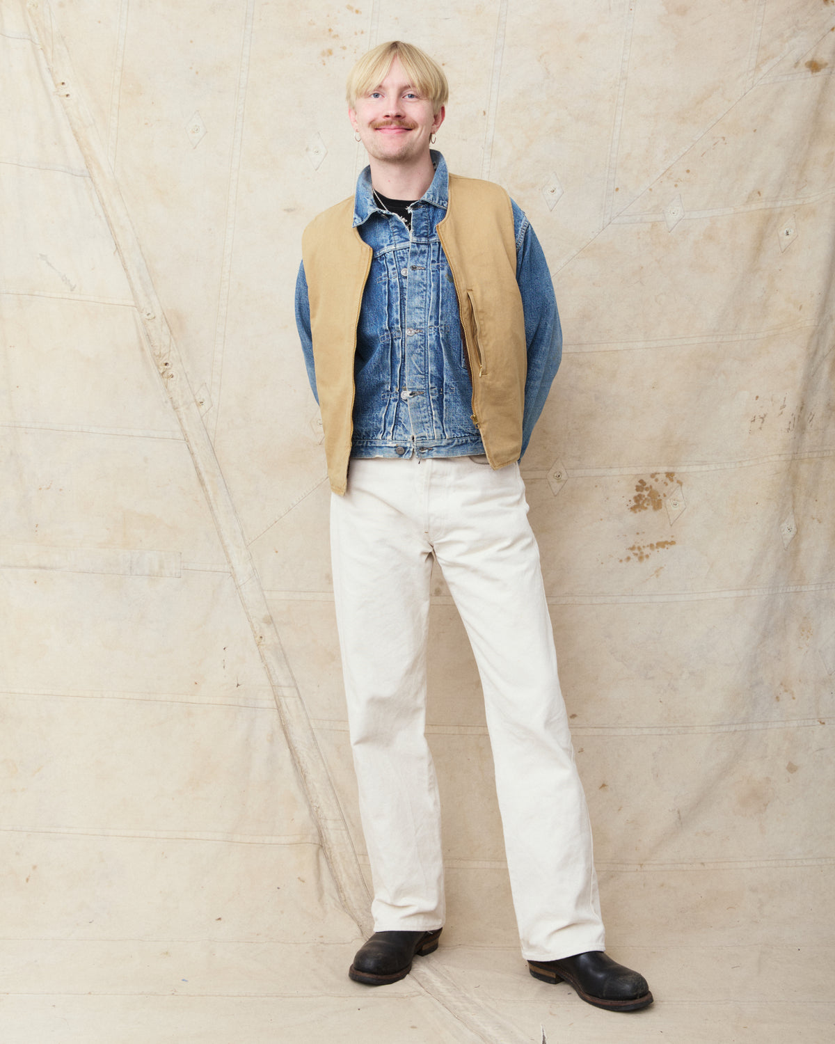 Indigofera Tectonic Lined Vest Beige