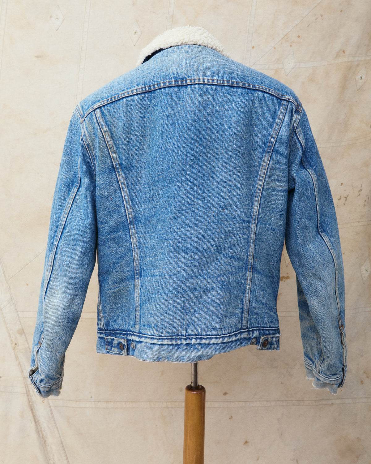 Vintage 80's Made in USA Levi's Denim Sherpa Trucker Jacket Size 42
