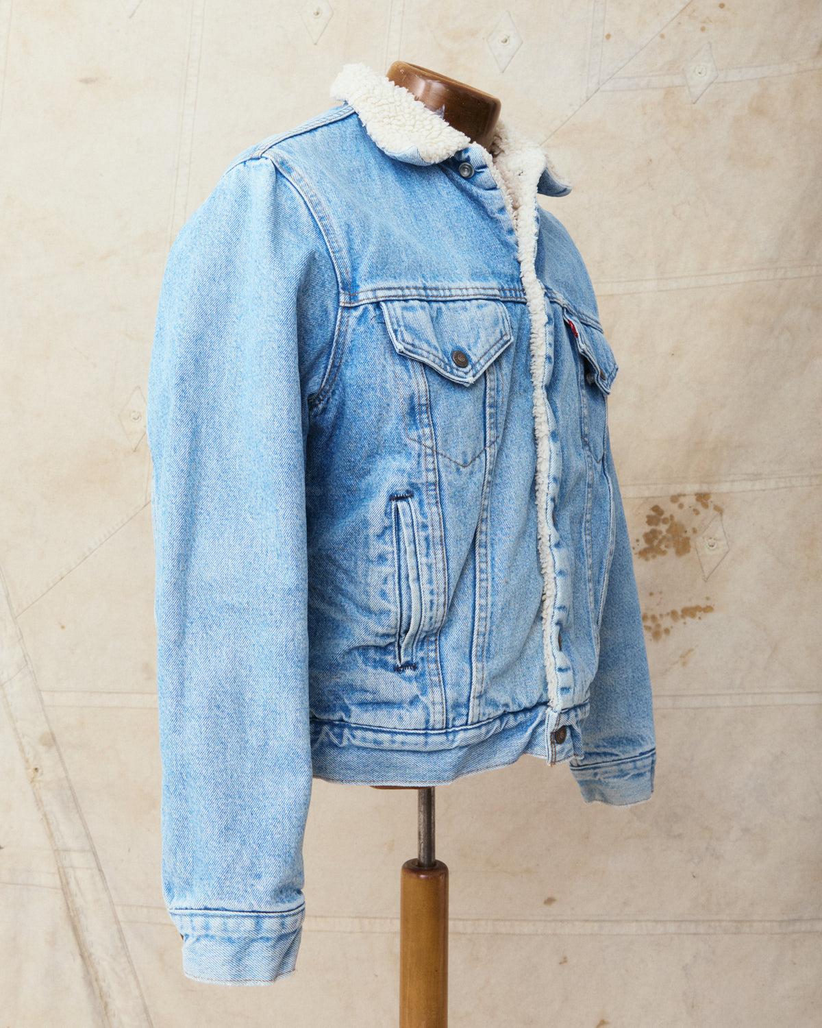 Vintage 80's Made in USA Levi's Denim Sherpa Trucker Jacket Size 40