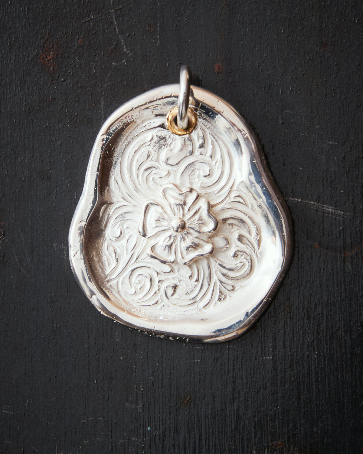 Larry Smith Karakusa Rose Daruma Pendant No. 170 NL-0170