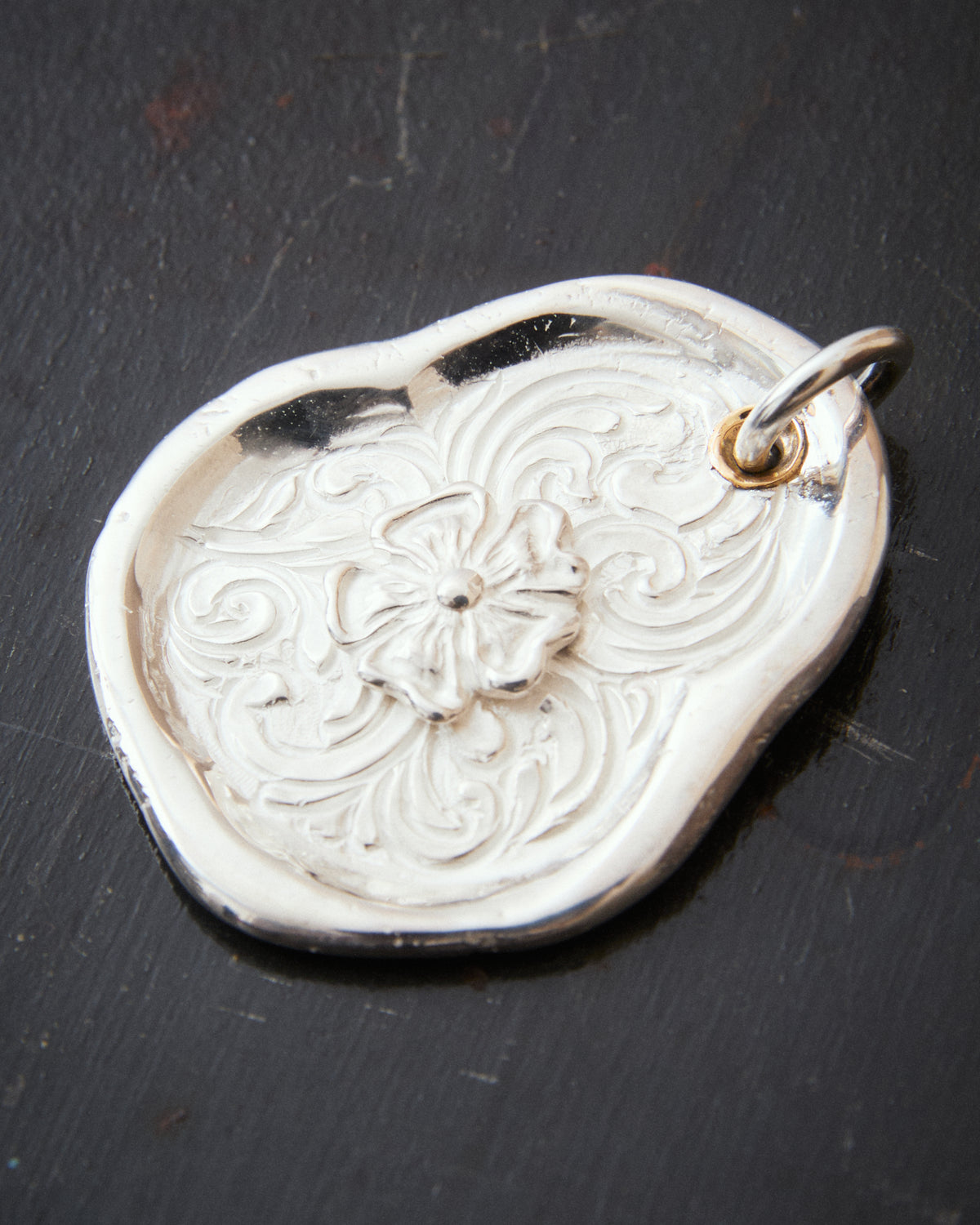 Larry Smith Karakusa Rose Daruma Pendant No. 170 NL-0170