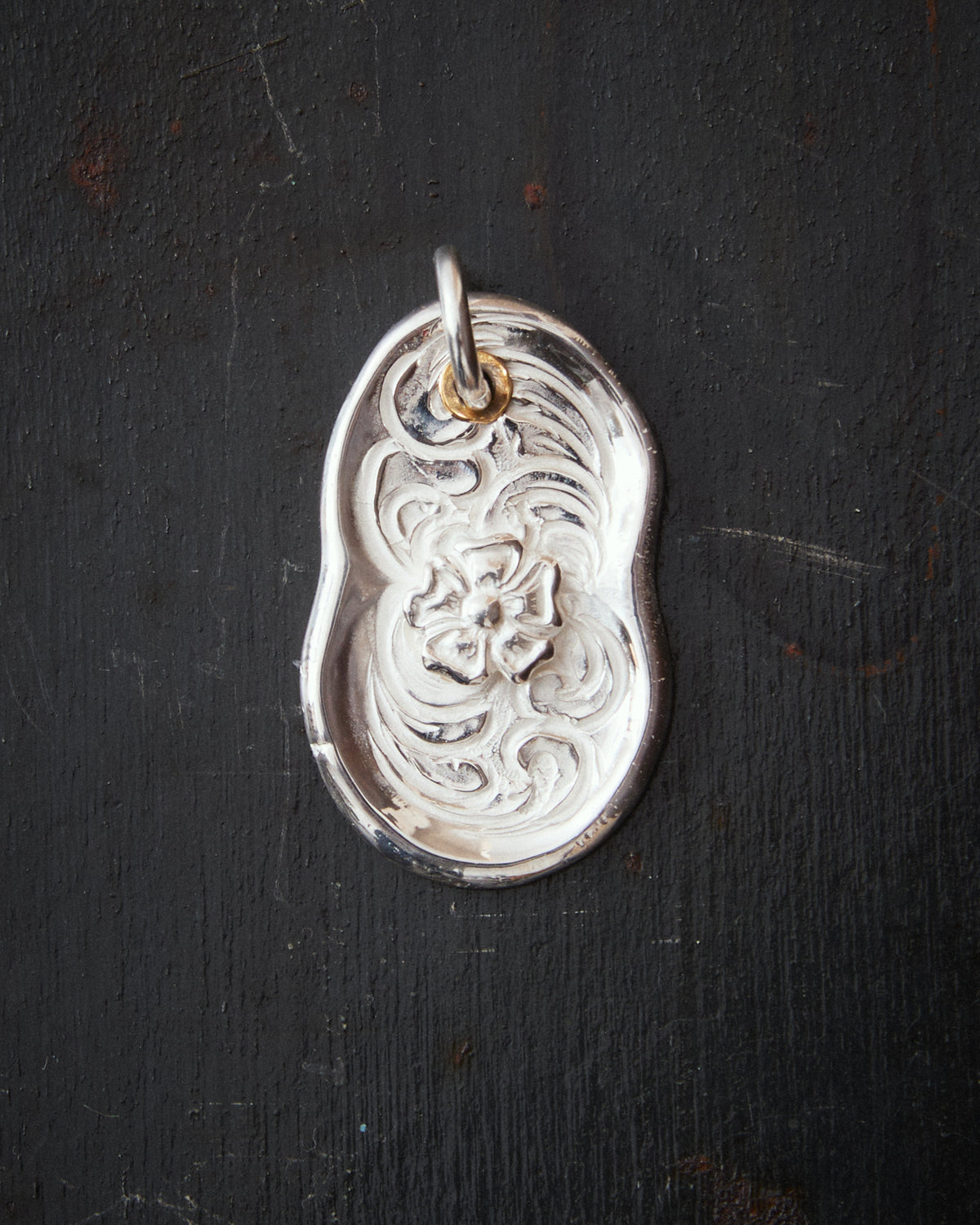 Larry Smith Karakusa Rose Skinny Daruma Pendant NL-0168