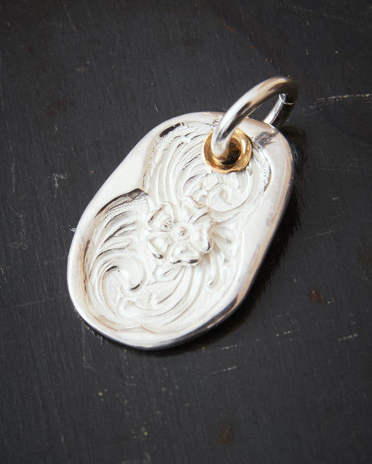 Larry Smith Karakusa Rose Oval Daruma Pendant No. 188 NL-0188