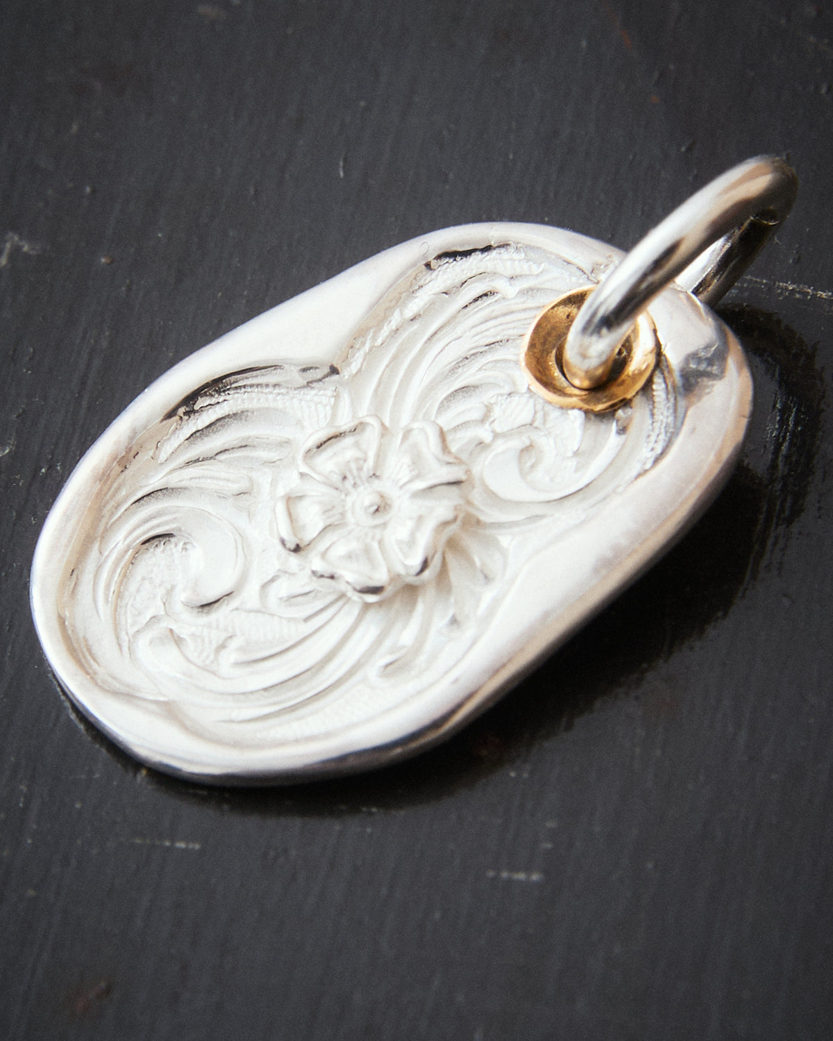 Larry Smith Karakusa Rose Oval Daruma Pendant No. 188 NL-0188