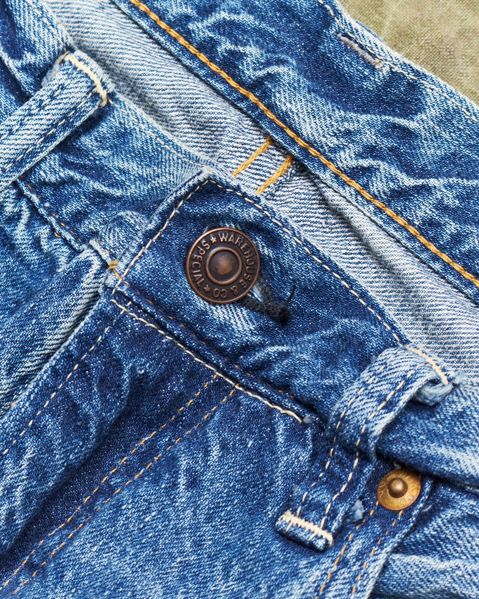 Second Hand Warehouse & Co Lot 1105 Jeans W31 – Second Sunrise