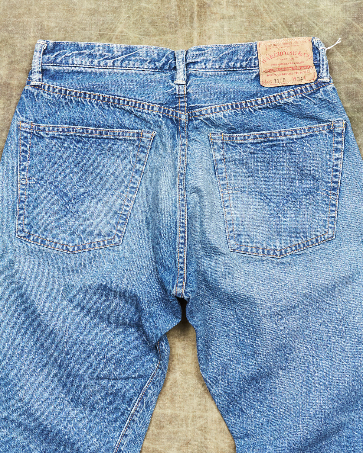 Second Hand Warehouse & Co Lot 1105 Jeans W31
