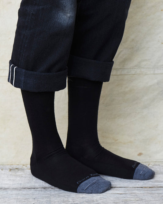 Darn Tough 6032 Black Merino Wool Lifestyle Crew Lightweight Socks