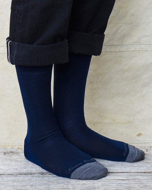 Darn Tough 6032 Navy Merino Wool Lifestyle Crew Lightweight Socks