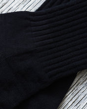 Darn Tough 1480 Black Merino Wool Lifestyle Mid-Calf Lightweight Socks