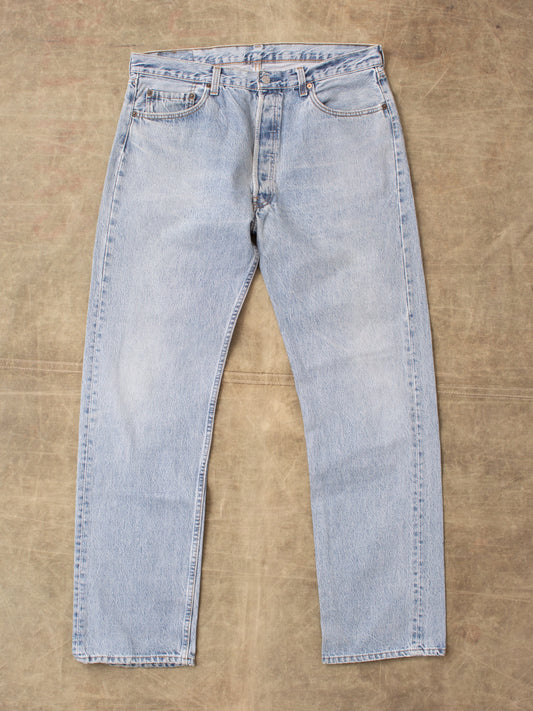 No. 4 Vintage 80/90's Made in USA Levi's 501 Jeans W38/L34