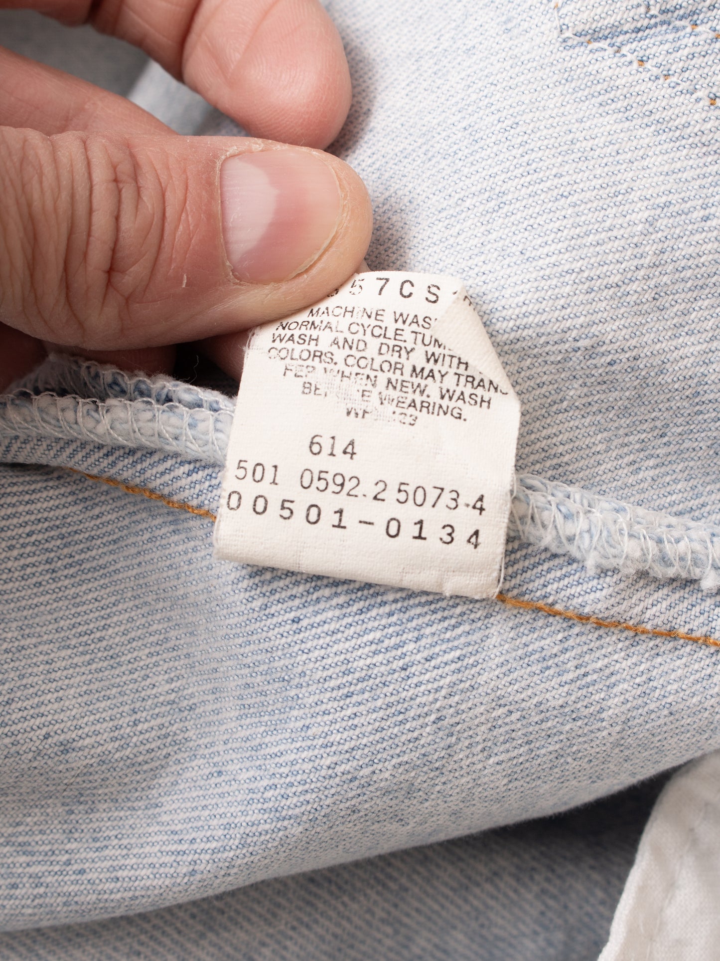No. 44 Vintage 90's Made in USA Levi's 501 Jeans W36/L32