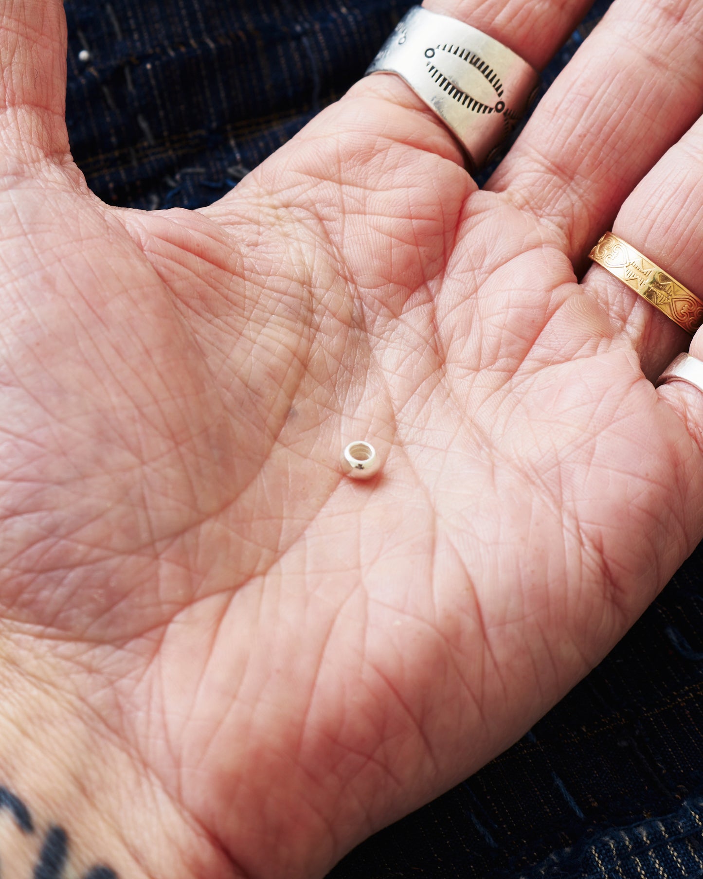 Larry Smith Silver Plain Bead OT-B0163