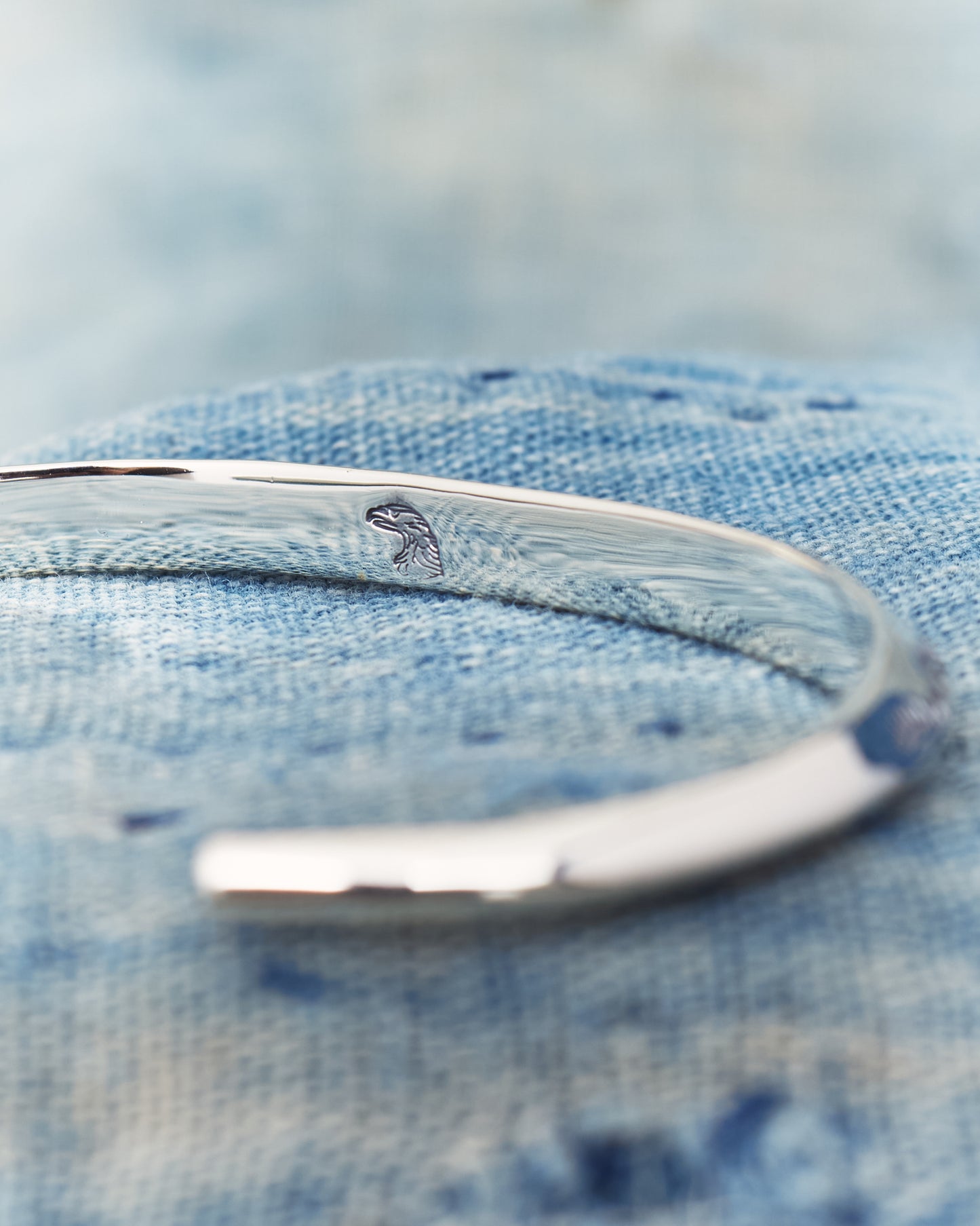 Larry Smith Thin Triangle Bracelet Leaf BR-0091