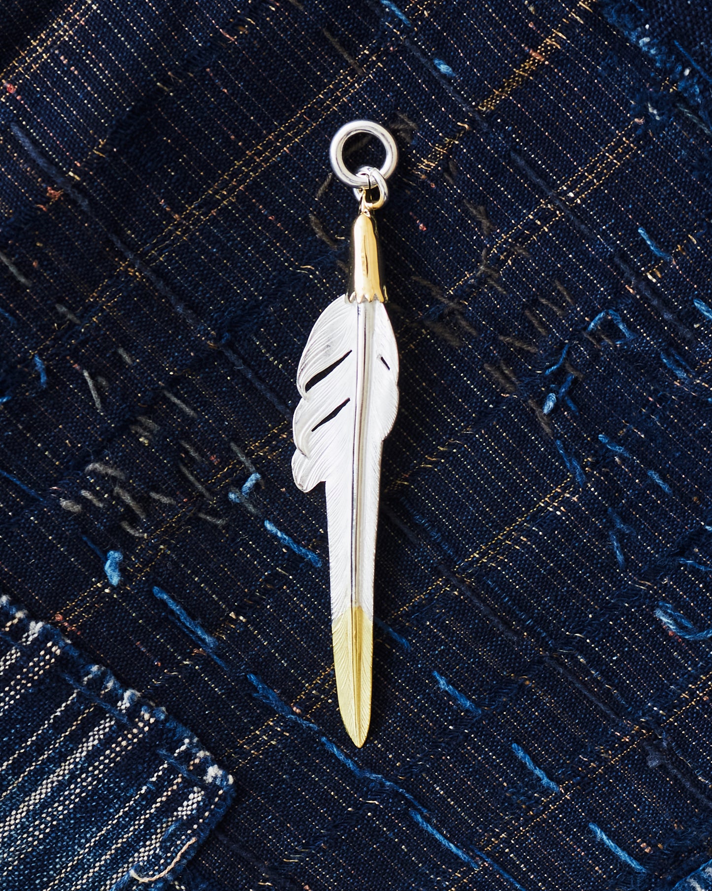 Larry Smith Eagle Head Kazekiri Feather Pendant EFNL-0048 (18K GOLD ACCENT)