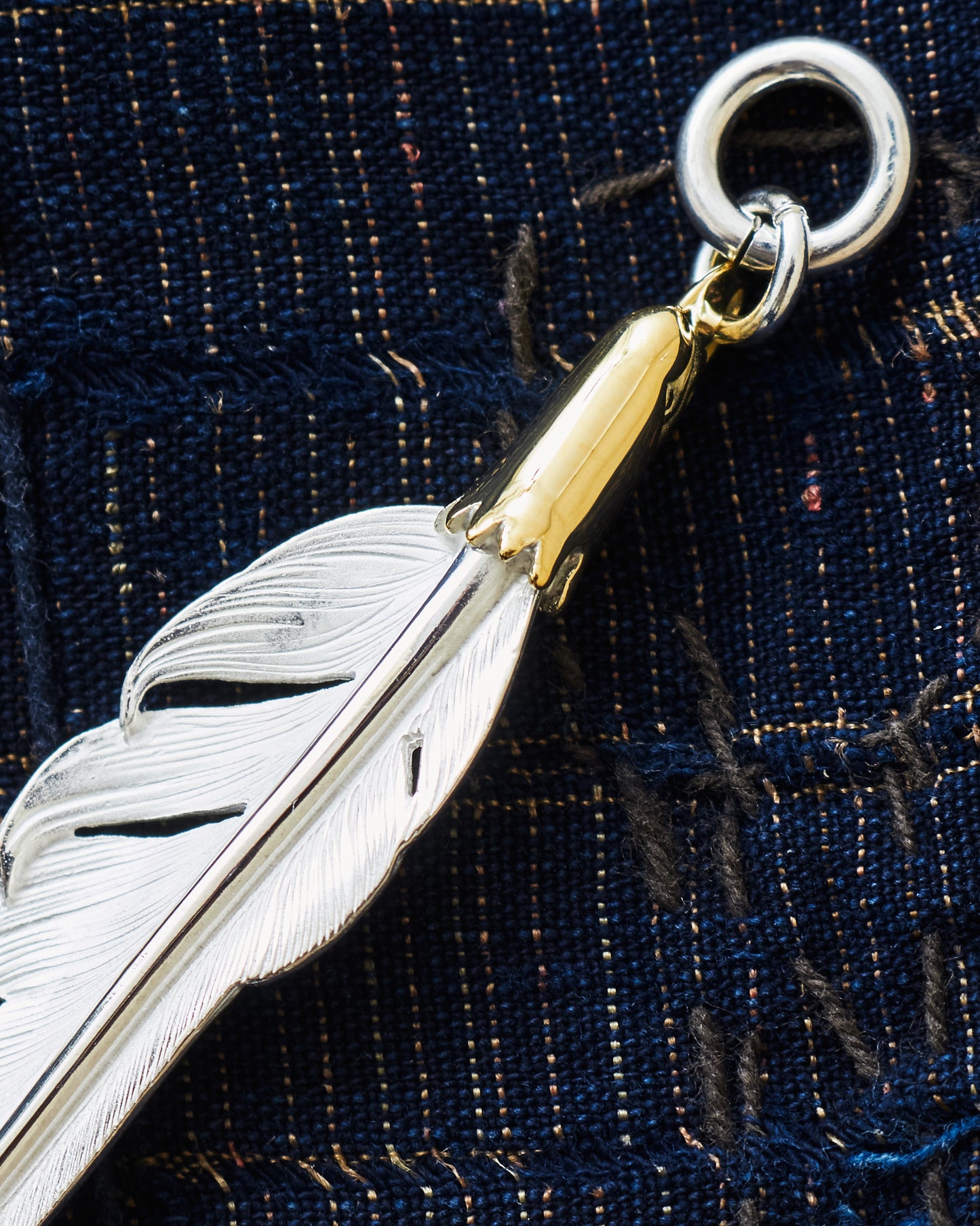 Larry Smith Eagle Head Kazekiri Feather Pendant EFNL-0048 (18K GOLD ACCENT)