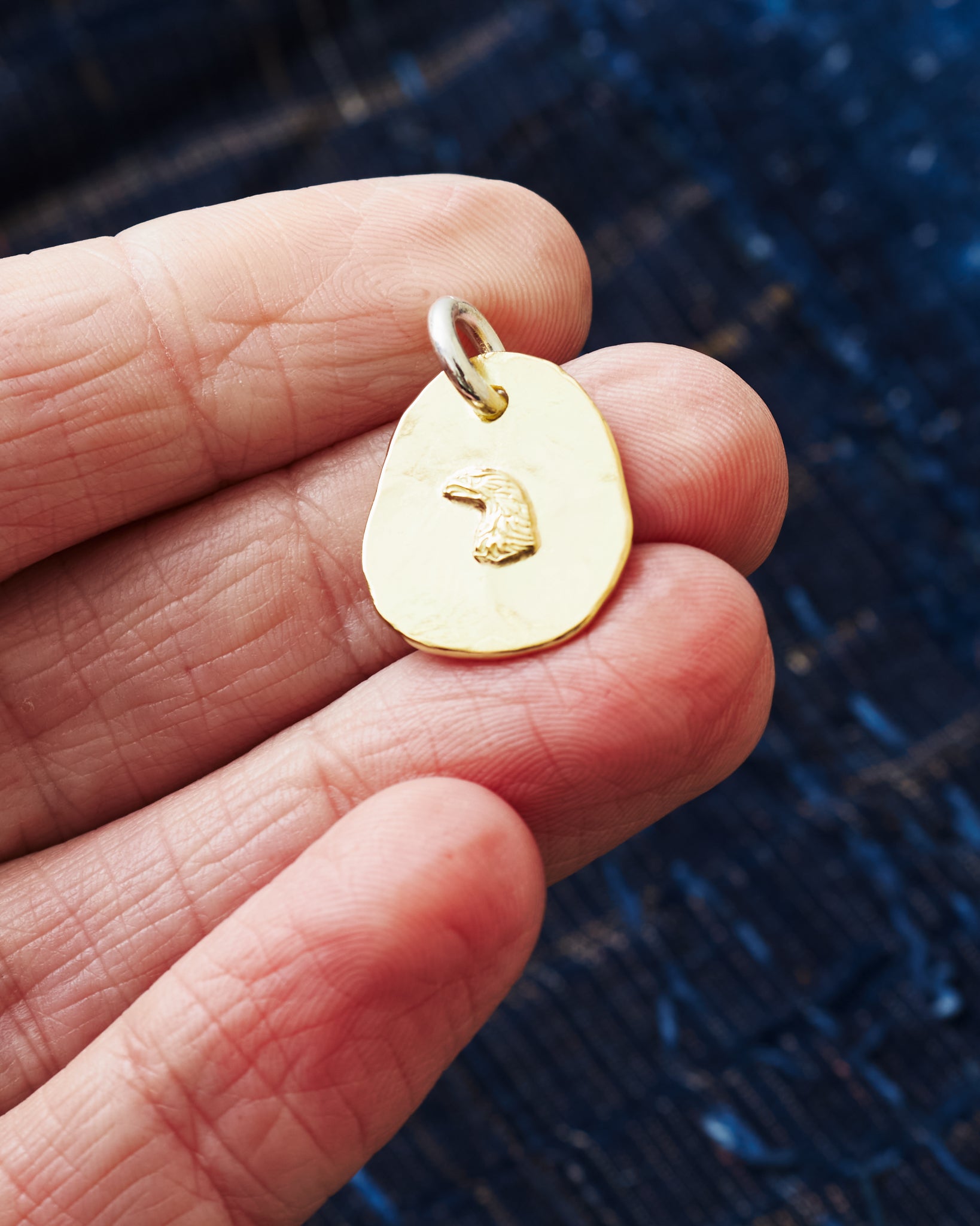 Larry Smith 18K Gold Eagle Head Pendant EFNL-0038 – Second Sunrise