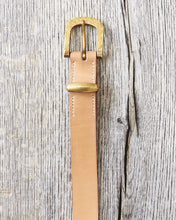 Lone Wolf Leather Belt Tärnsjö Natural Veg Tanned Horseshoe Hammered Buckle