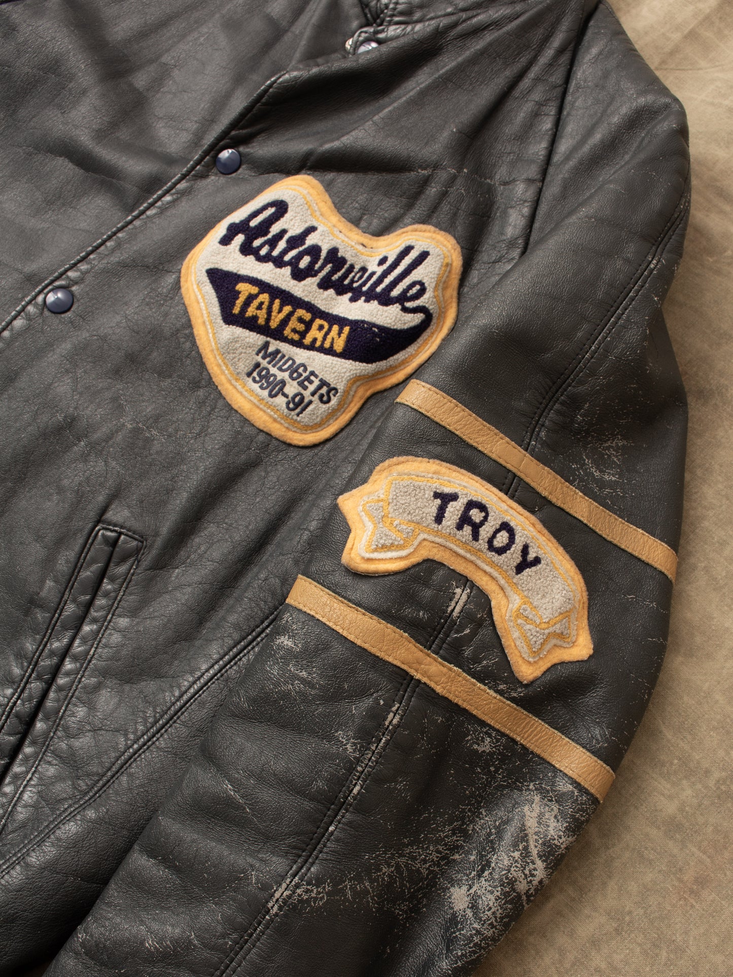 Vintage 1990-91 Astonville Tavern Leather Varsity Jacket Size 40
