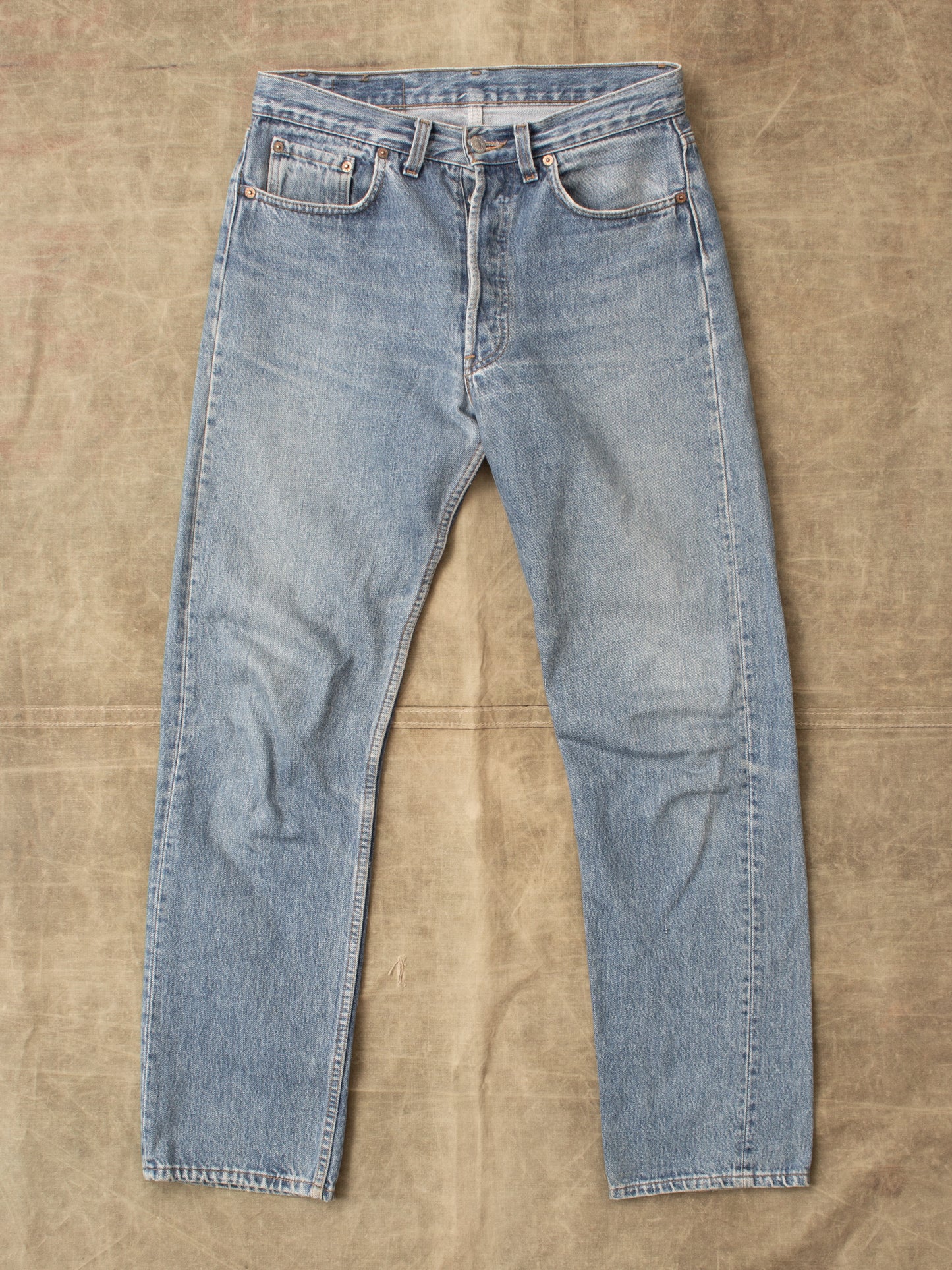 No. 56 Vintage 90's Made in USA Levi's 501 Jeans W31/L32