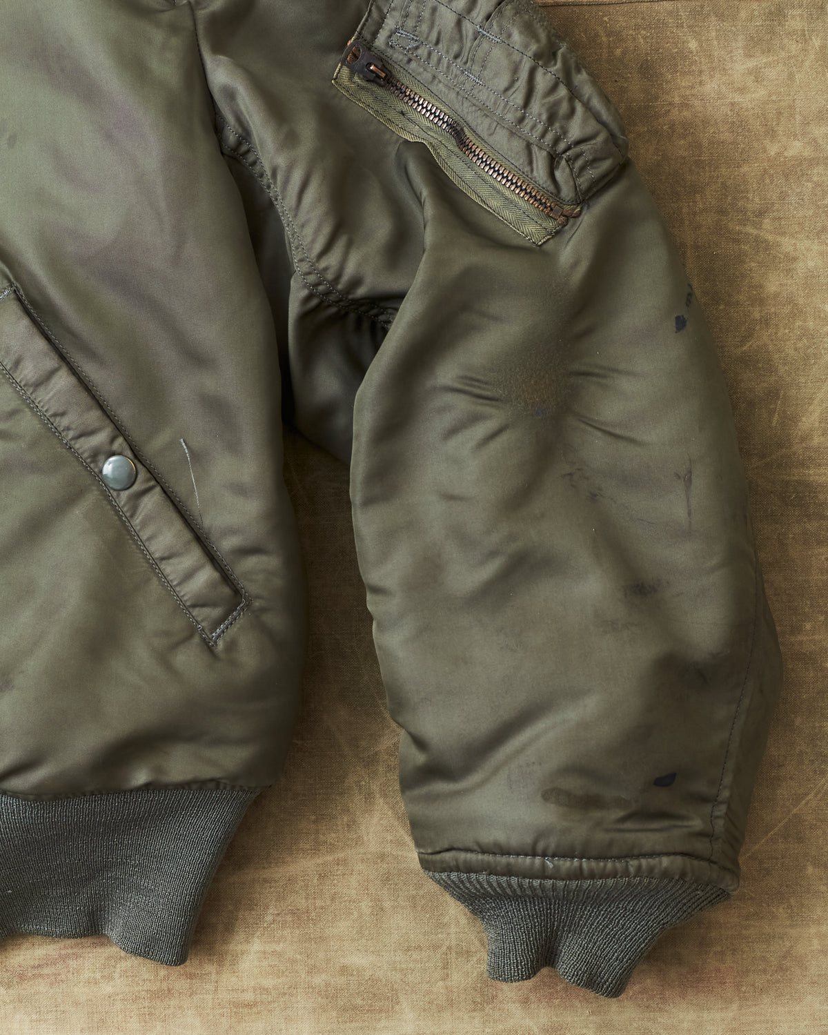 Vintage Alpha Industries USAF 1966 MA-1 Jacket Size Medium