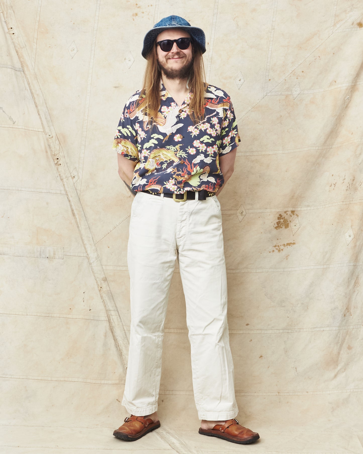 Sun Surf SS39414 Rayon Hawaiian Shirt "The Triangular Fight"