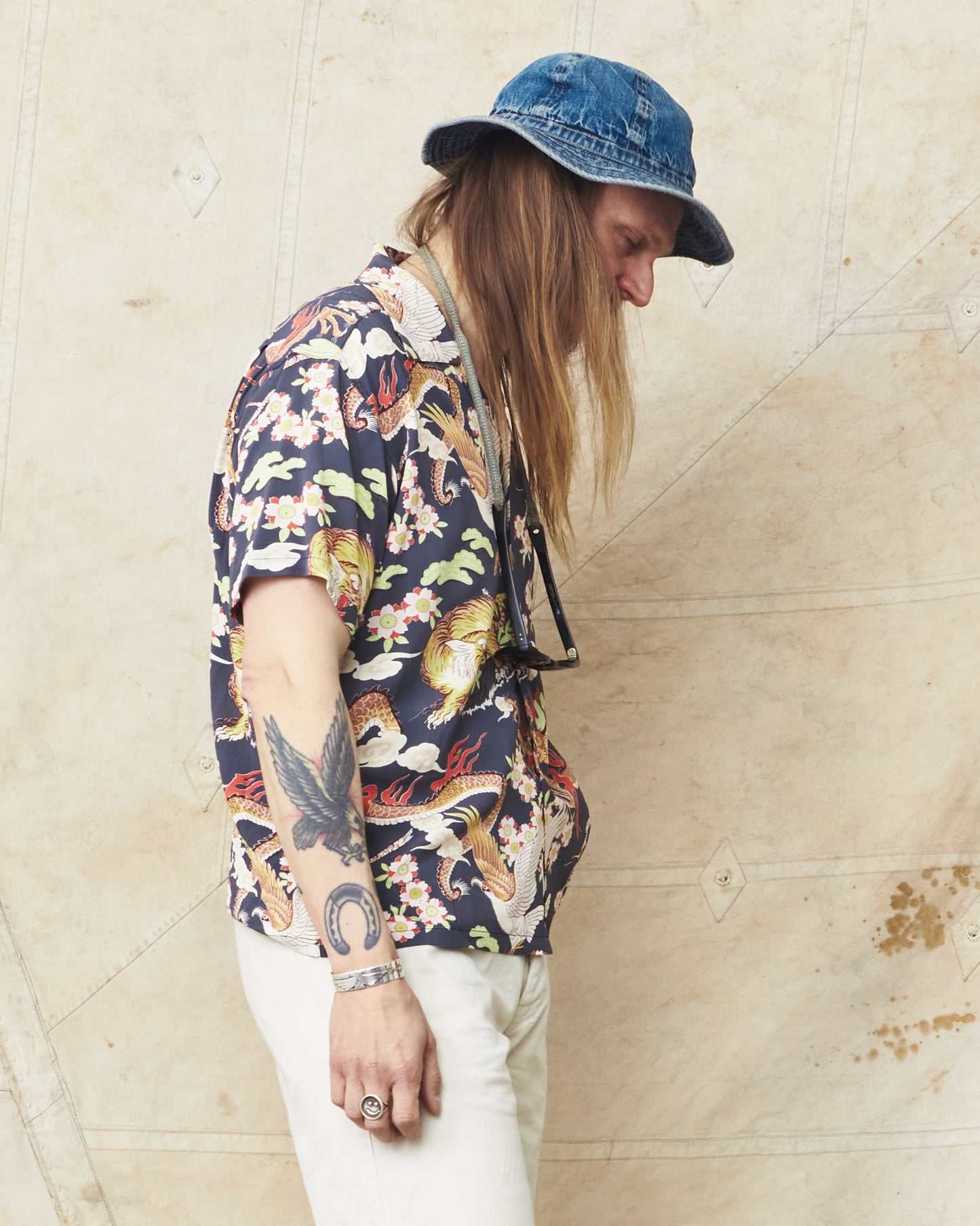 Sun Surf SS39414 Rayon Hawaiian Shirt "The Triangular Fight"