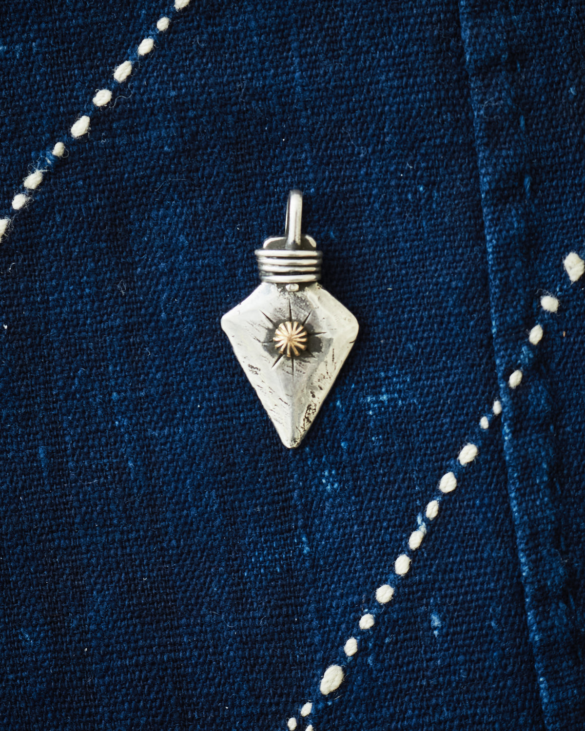 Tenable Crafts Silver & Gold Arrow Head Pendant # 202