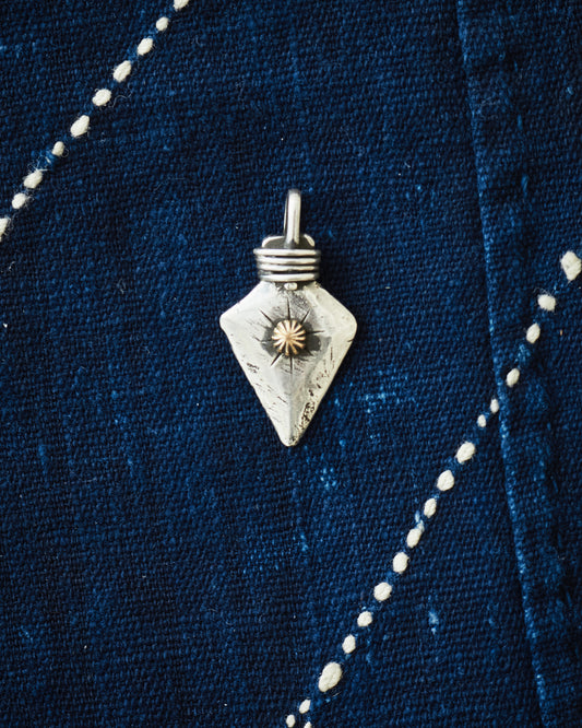 Tenable Crafts Silver & Gold Arrow Head Pendant # 202