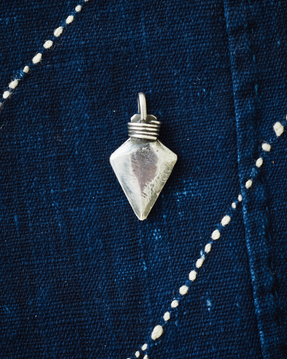 Tenable Crafts Silver & Gold Arrow Head Pendant # 202