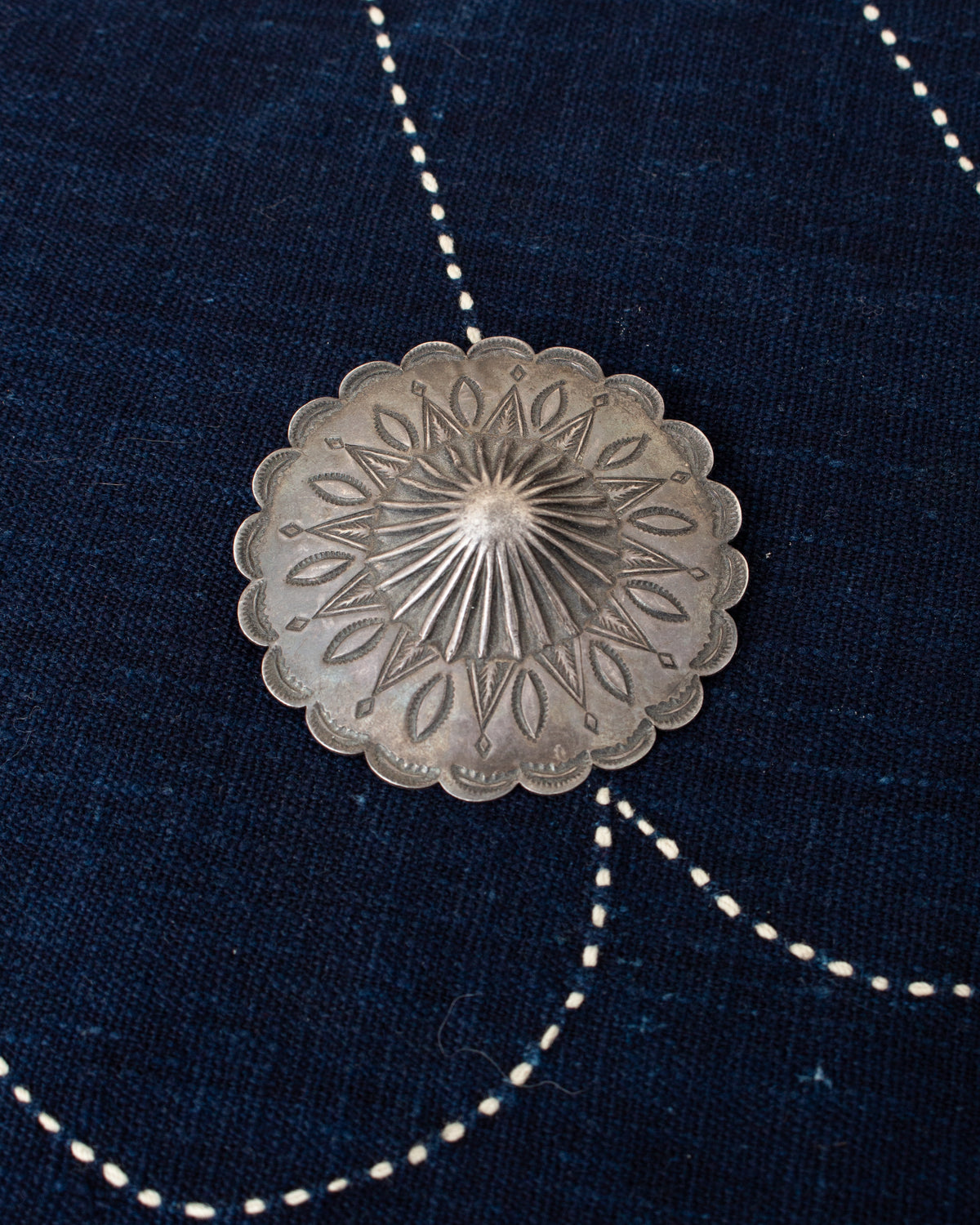 Vintage Shell Concha Brooch