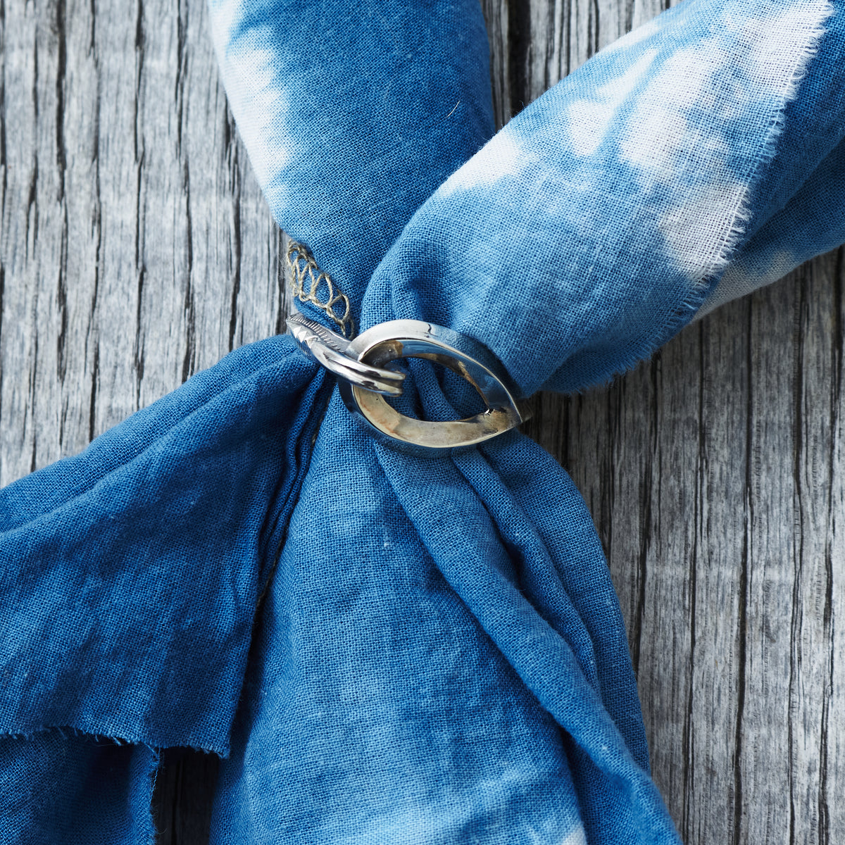 Larry Smith Triangle Scarf Ring OT-0112